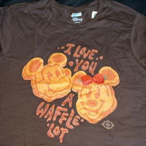 Womens Minnie and Mickey shirt